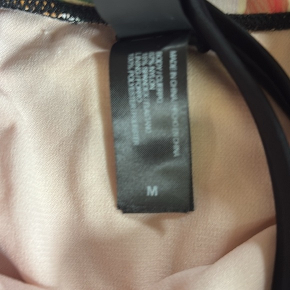 Hurley Black and tropical floral One Piece Swimsuit - open back - medium - Picture 4 of 7